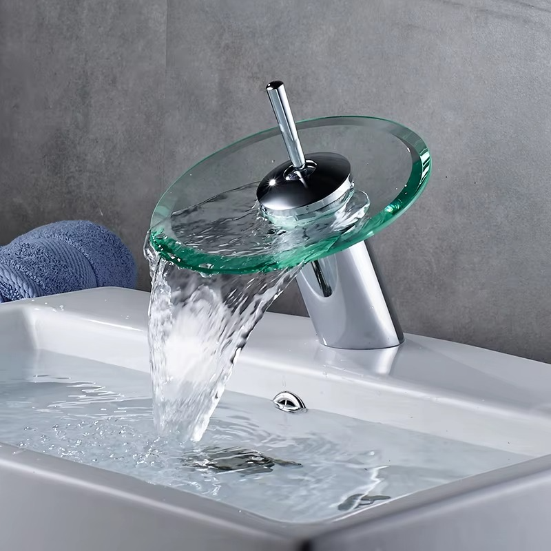 Robinet cascade salle de bain en laiton