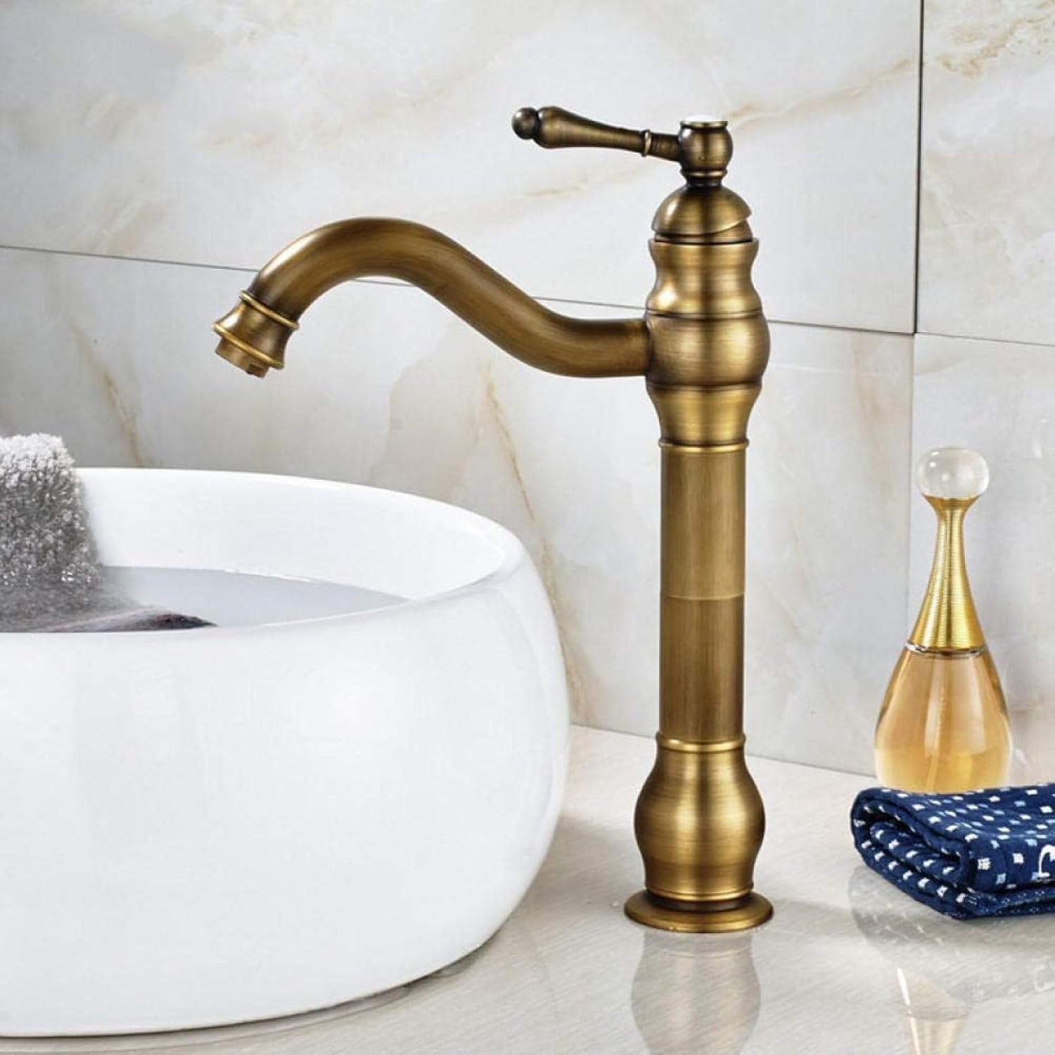 Robinet haut vintage pour vasque salle de bain en laiton