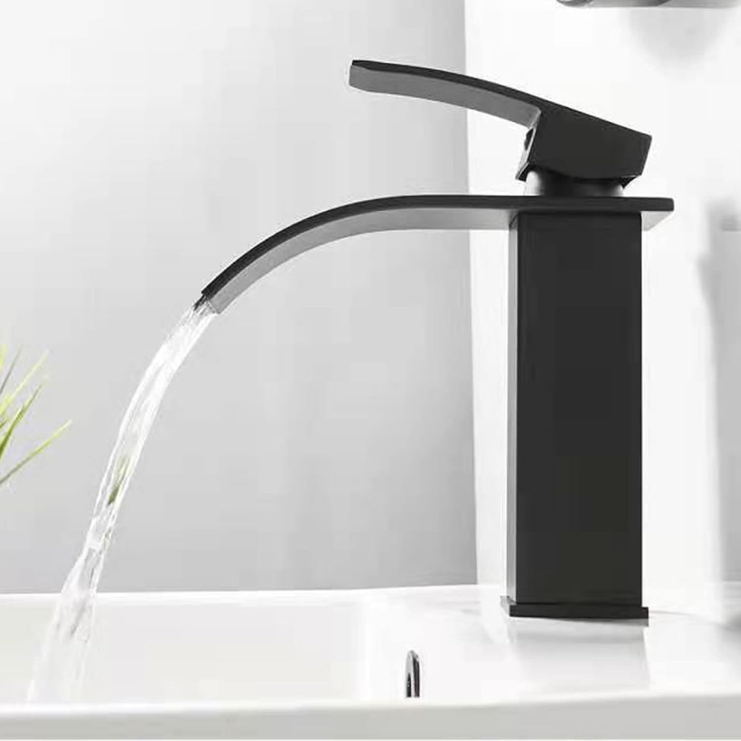 Robinet cascade salle de bain en laiton