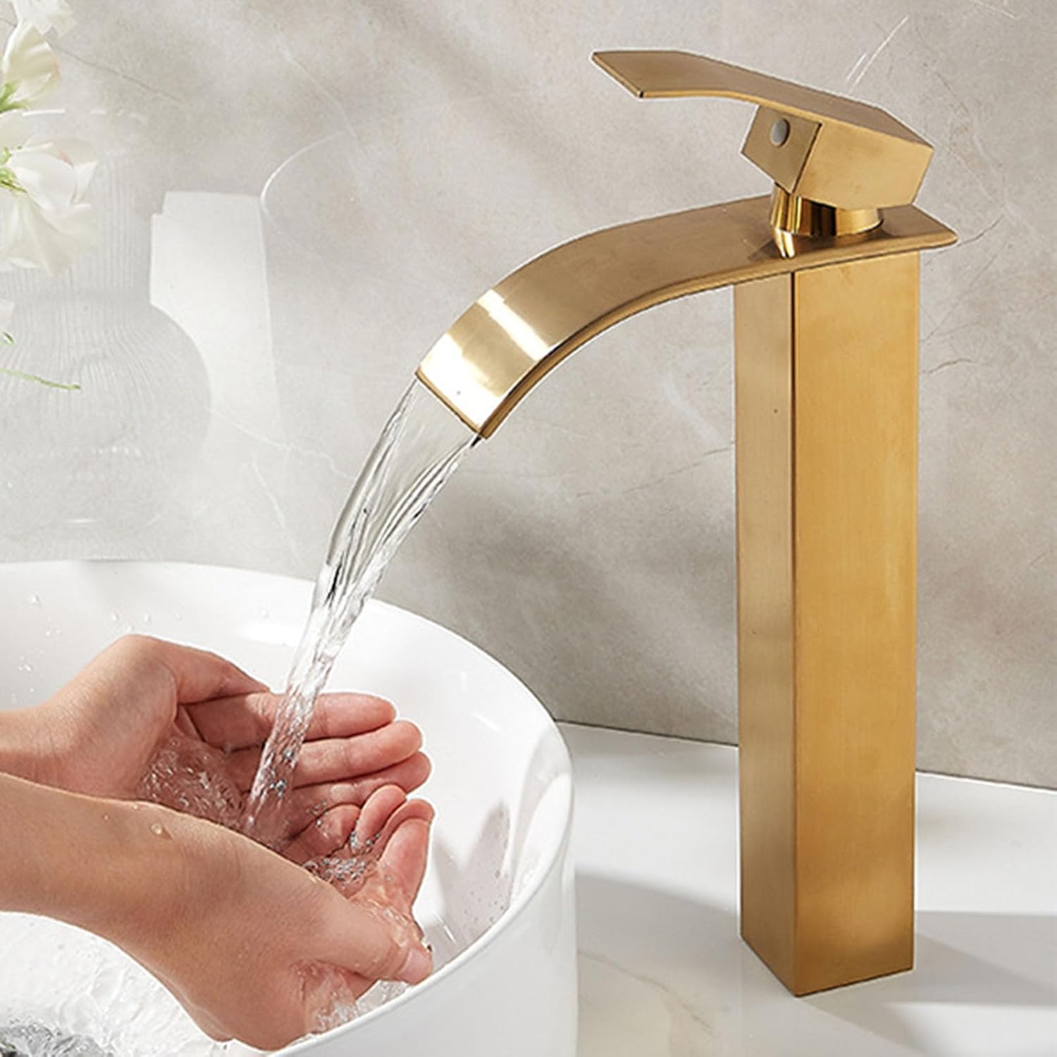 Robinet haut cascade pour vasque salle de bain en laiton
