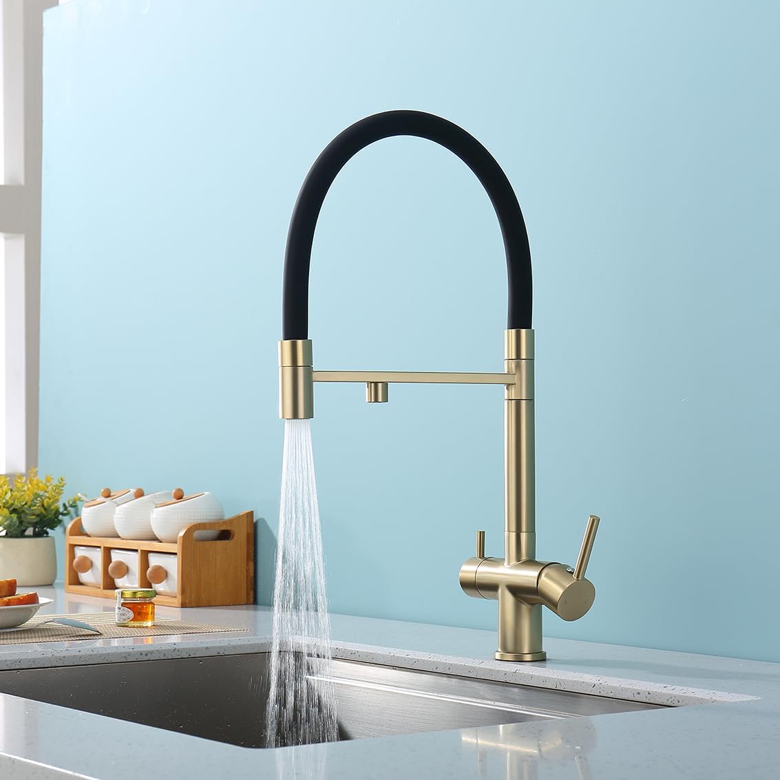 Robinet cuisine flexible purificateur d'eau en laiton