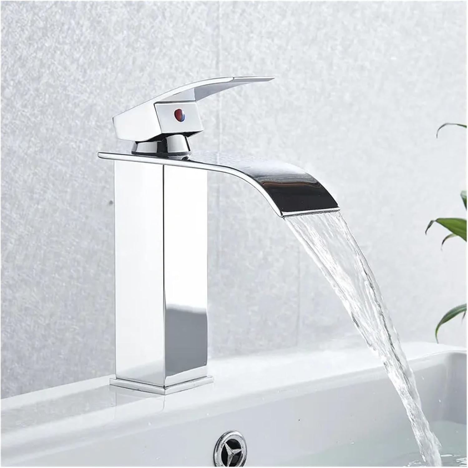 Robinet cascade salle de bain en laiton