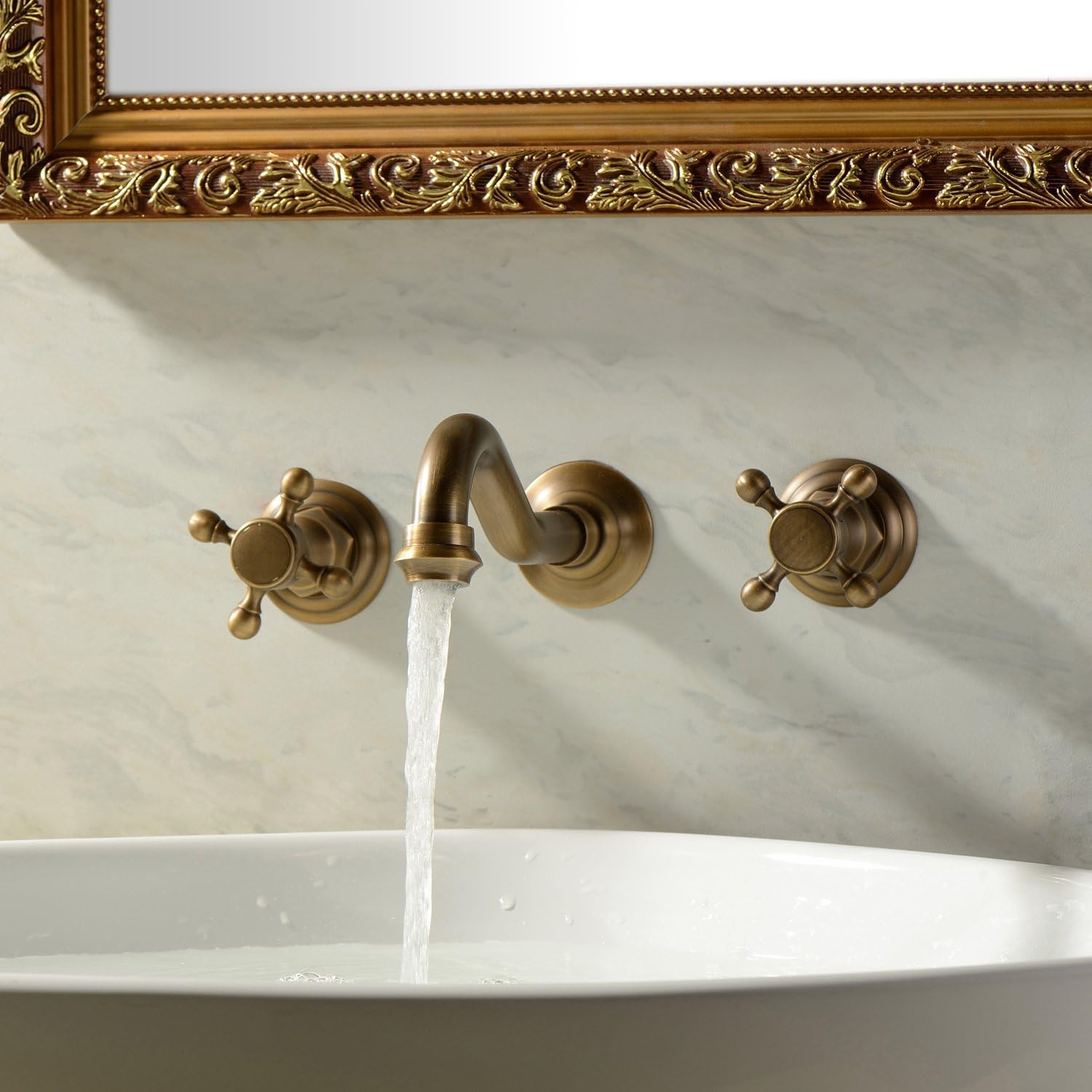Robinet mural pour salle de bain en laiton