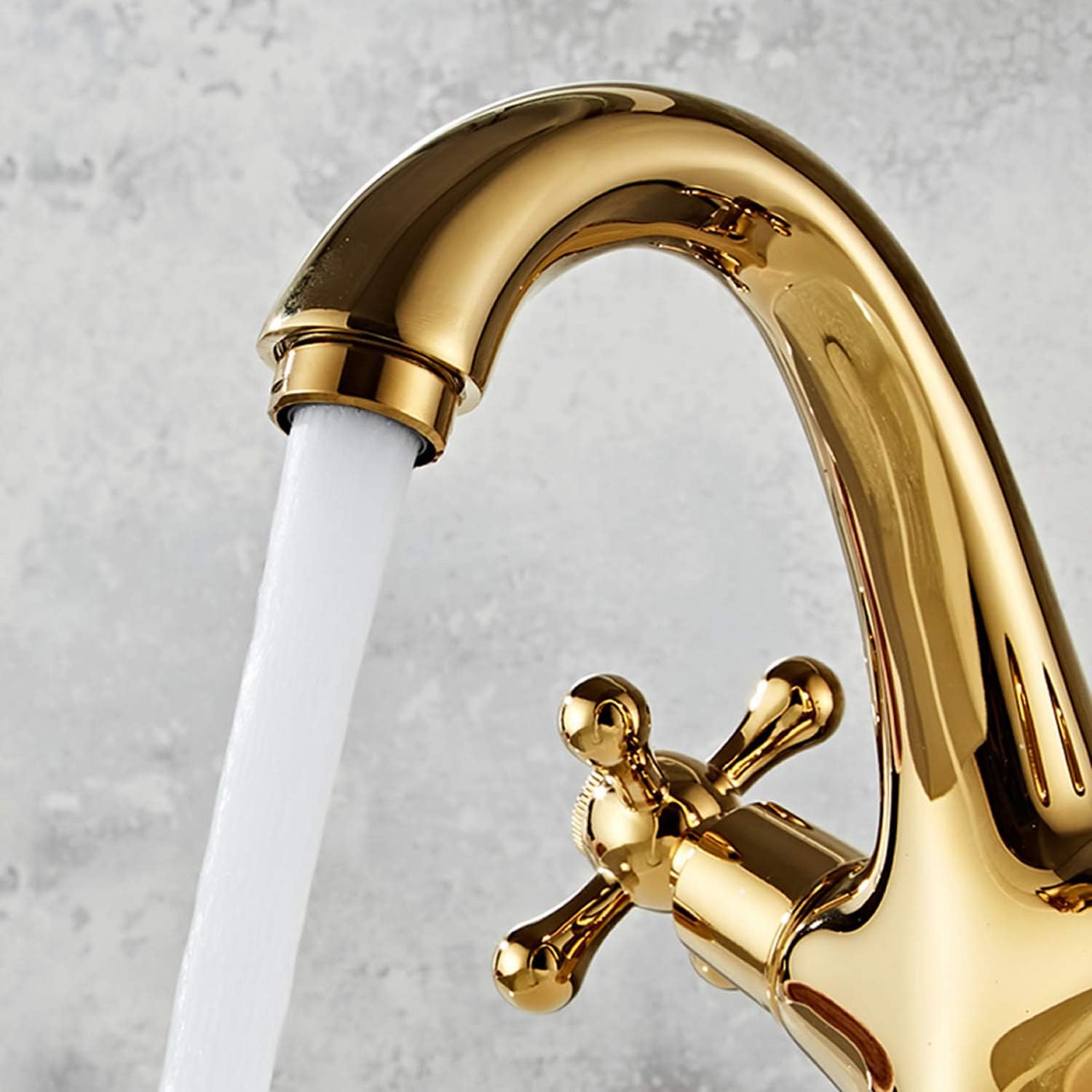 Robinet vintage pour salle de bain en laiton
