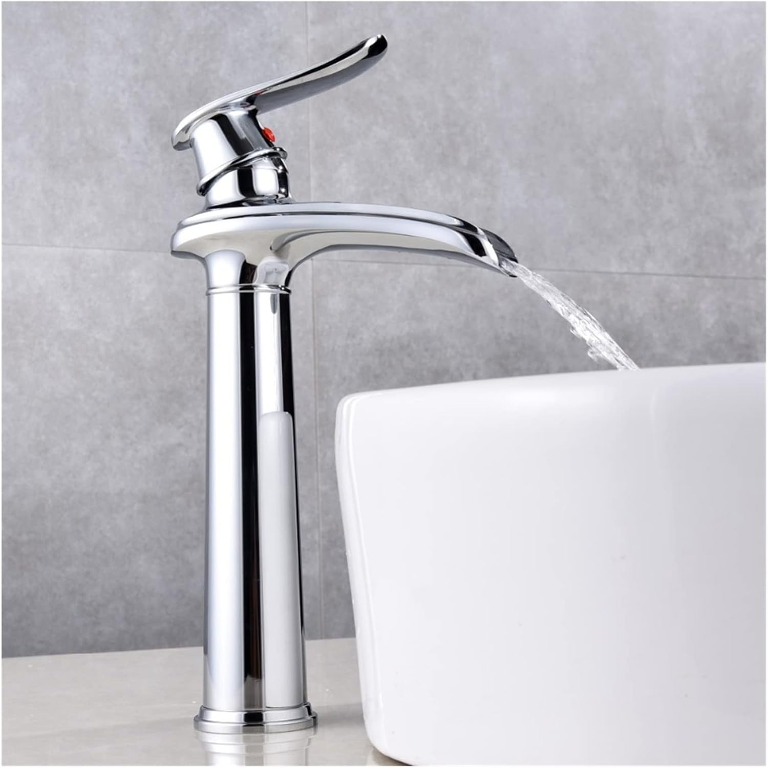 Robinet haut cascade vintage pour vasque salle de bain en laiton