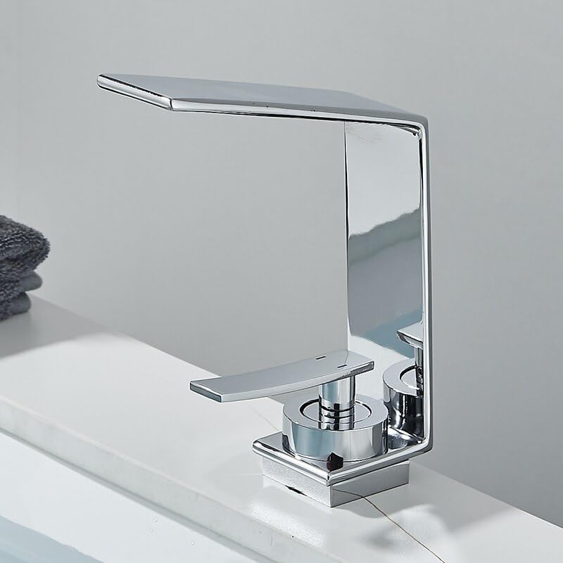 Robinet cascade salle de bain en laiton
