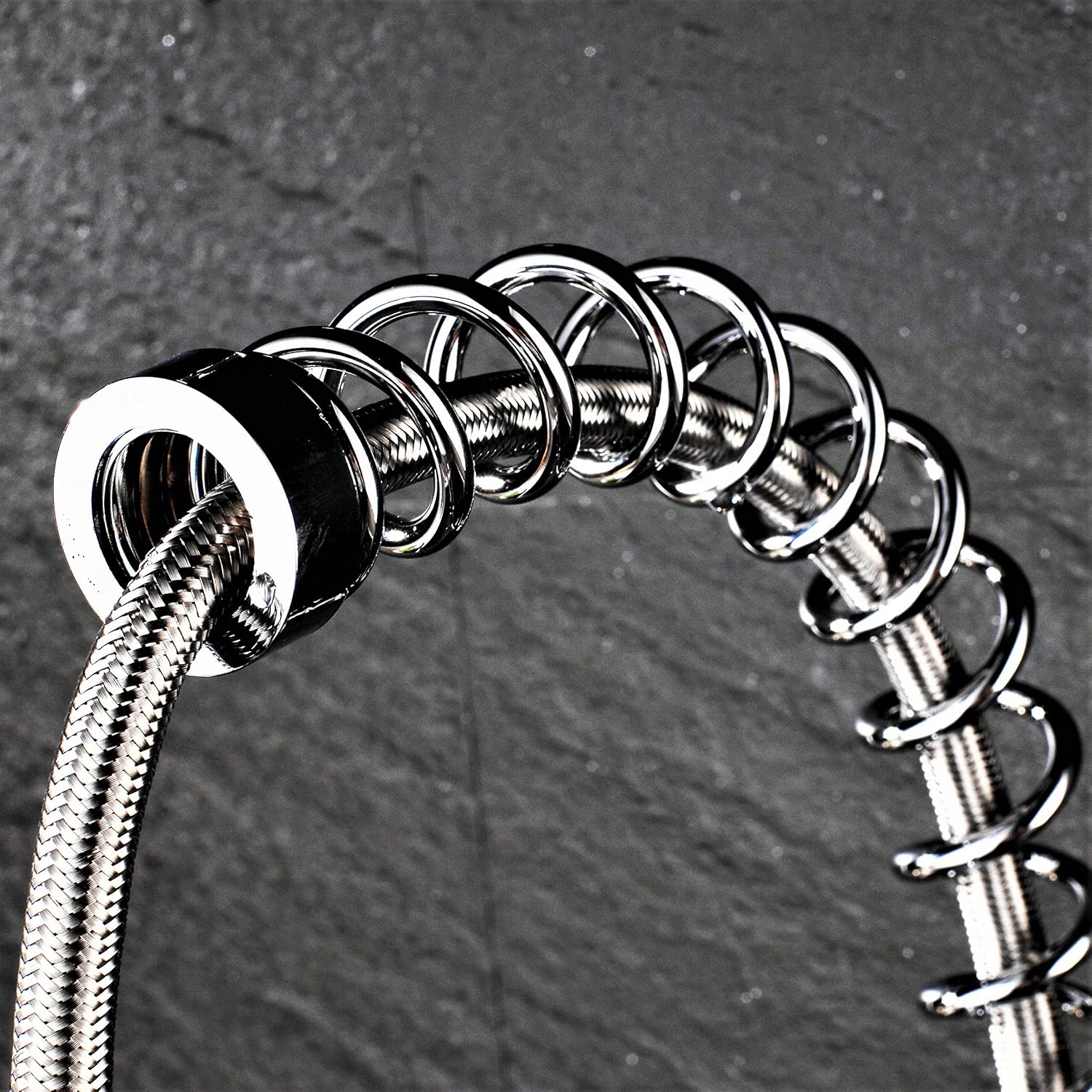 Robinet cuisine flexible en laiton