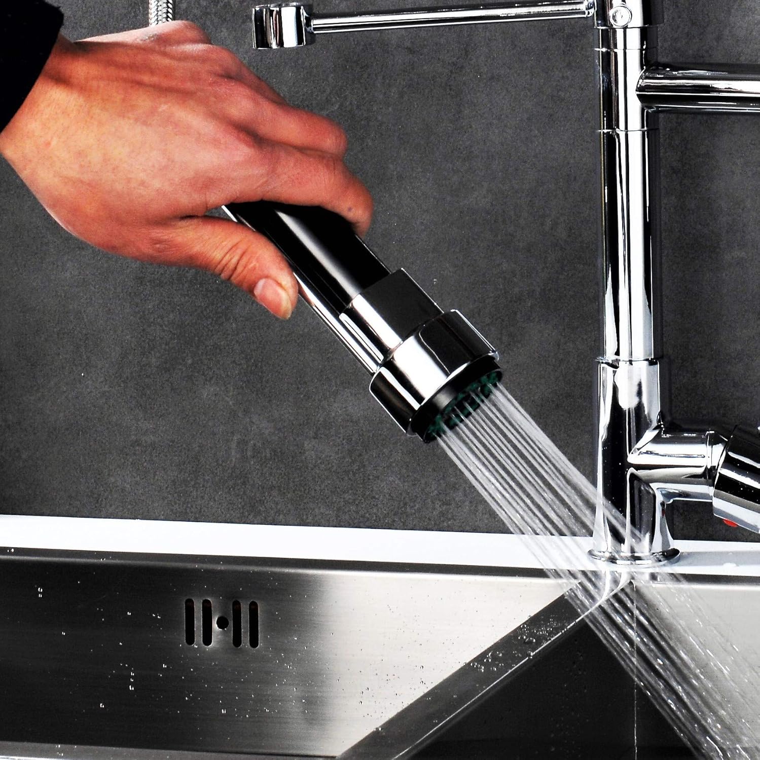 Robinet cuisine flexible en laiton