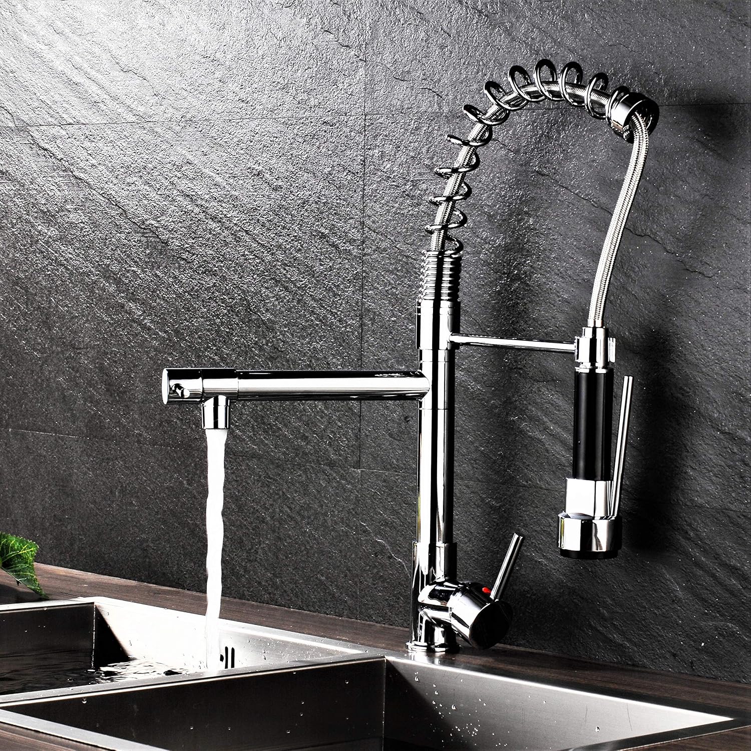 Robinet cuisine flexible en laiton