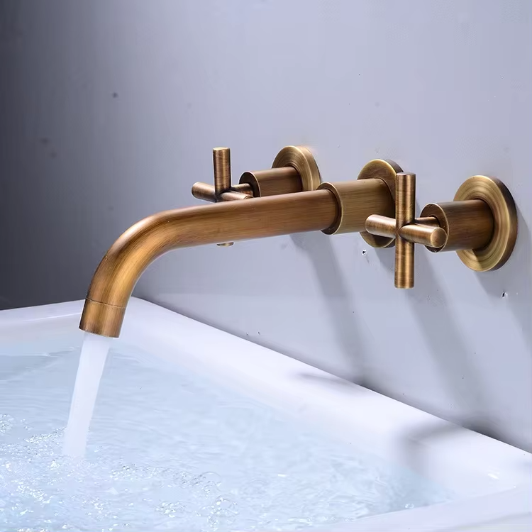 Robinet mural pour salle de bain mural en laiton
