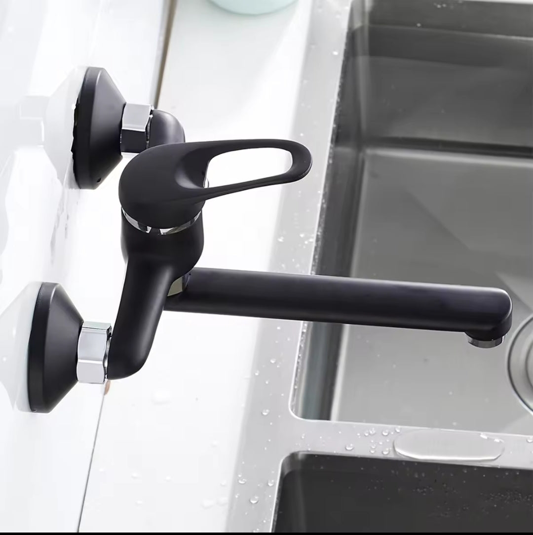 Robinet mural pour cuisine en laiton