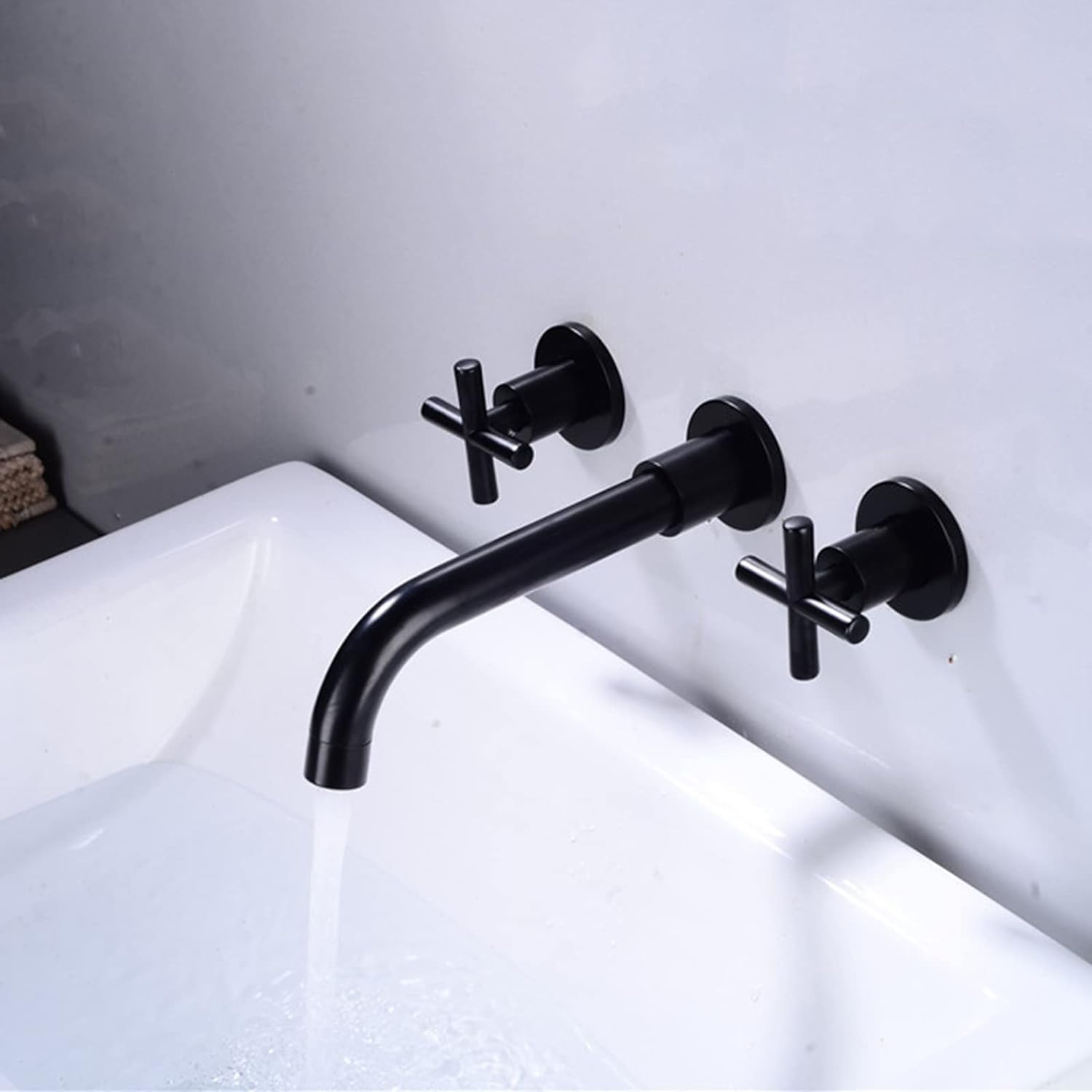 Robinet mural pour salle de bain mural en laiton