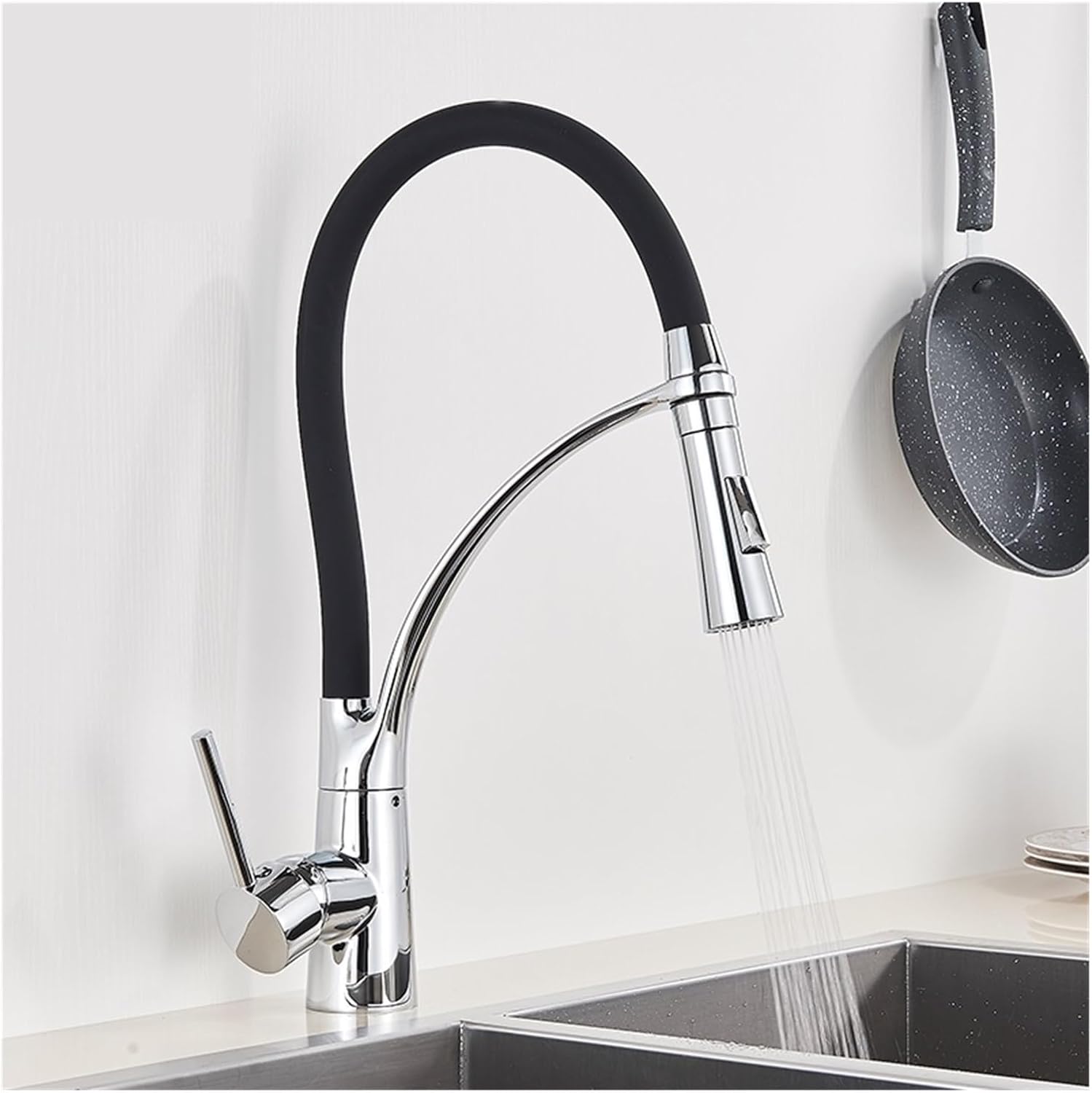 Robinet de cuisine flexible en laiton