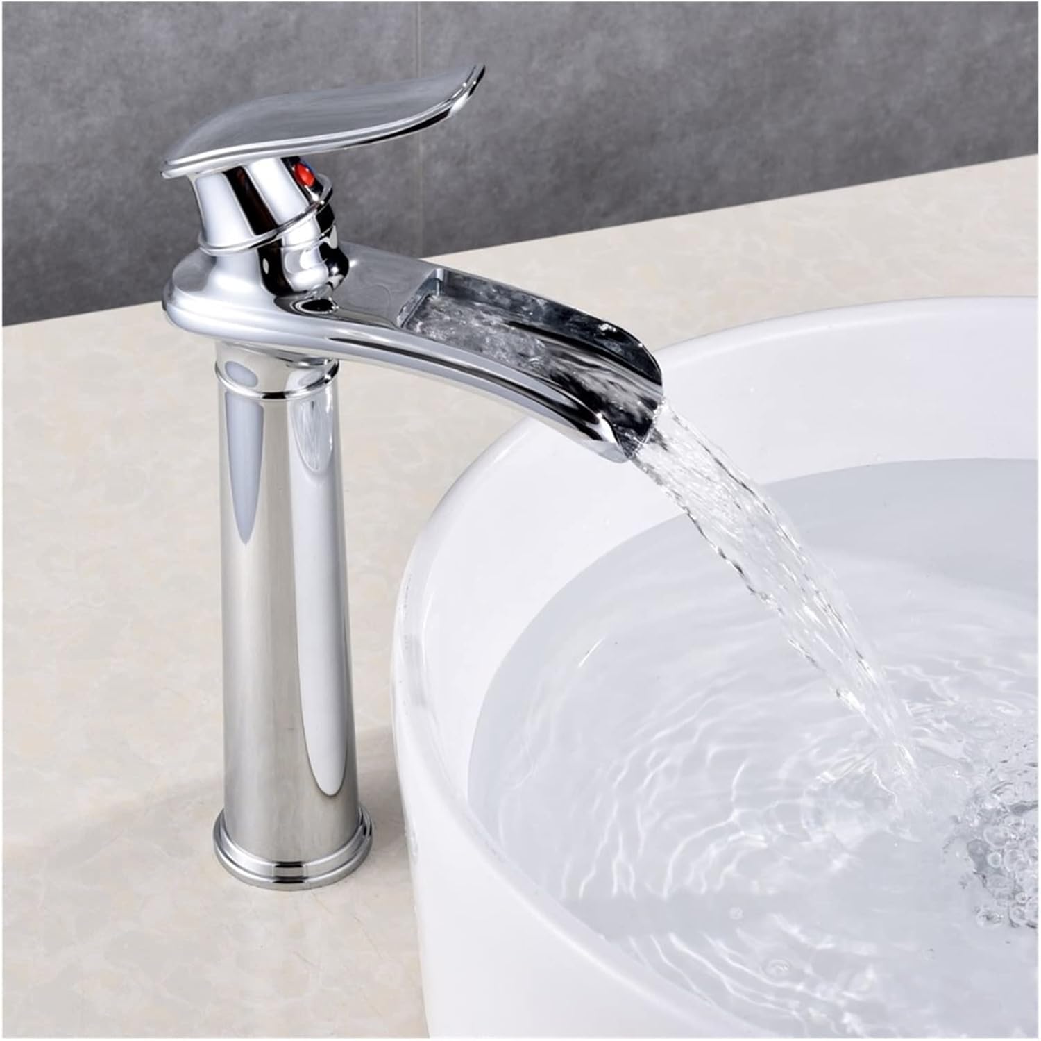 Robinet haut cascade vintage pour vasque salle de bain en laiton