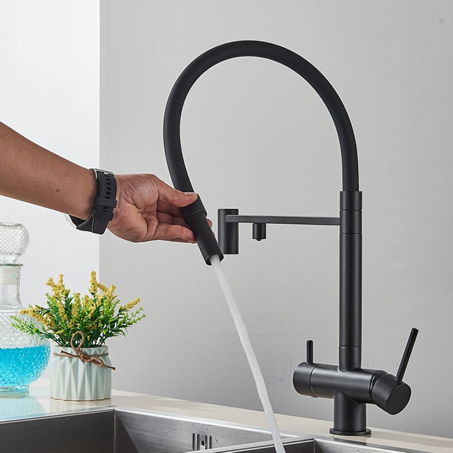 Robinet cuisine flexible purificateur d'eau en laiton