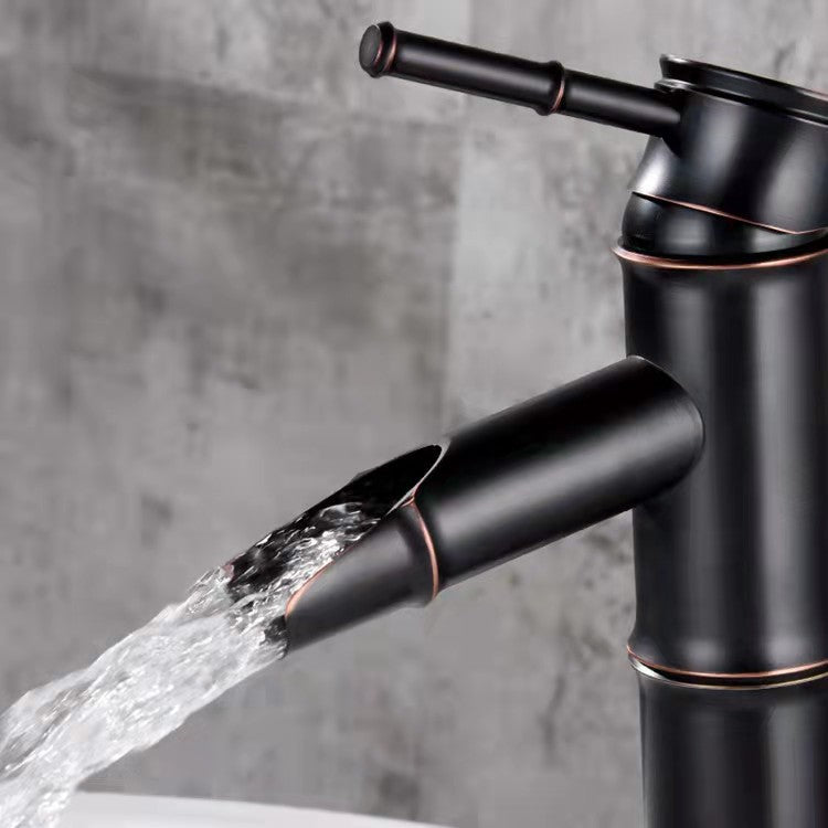 Robinet haut cascade pour vasque en laiton